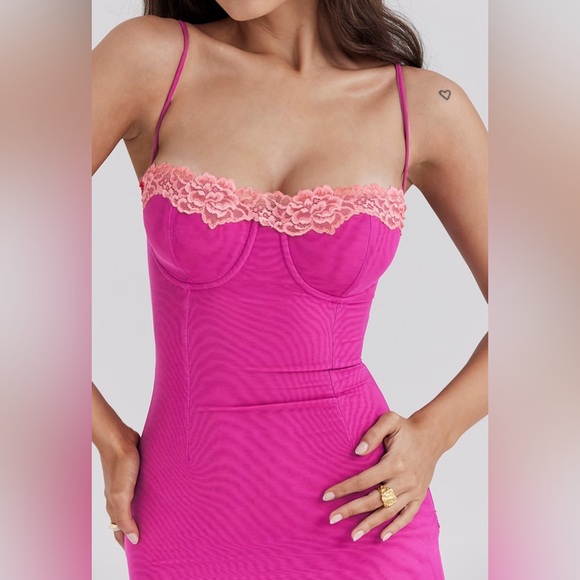 HouseofCB Aiza maxi dress - Picture 5 of 8